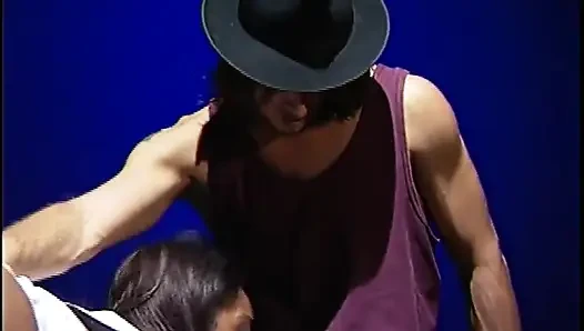 Siyahlı kadınlar, bölüm 1