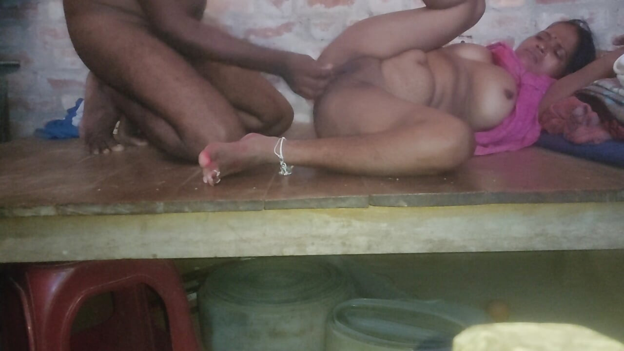 Hindi audio of stepsister having sex in her room