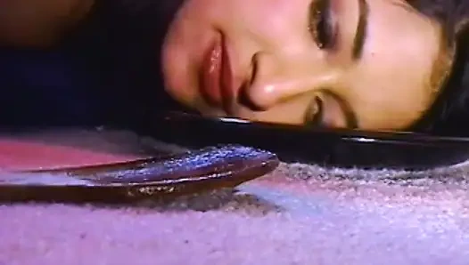 Vintage - si starlet india tahun 90-an nadia nyce ngentot sampai muncrat banyak banget