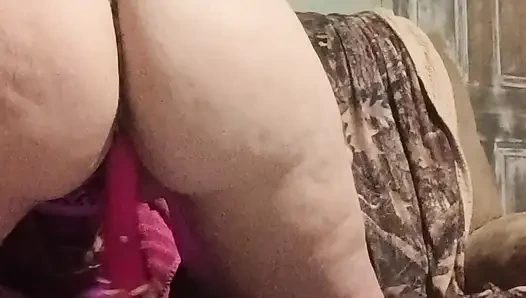 Стринги мастурбируют