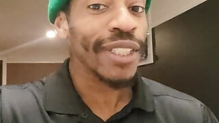 Cara berkembang di media sosial atau streaming