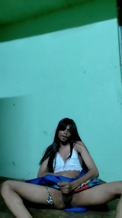 Cute indian femboy in saree | Clip 3