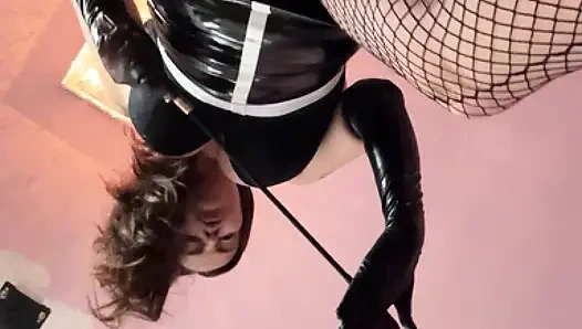Kate lateks dominatrix dominatrix bdsm milf dewi karet tumit besar pantat besar