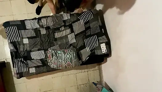 Istri Penurut Memberikannya Dengan Thong Merah