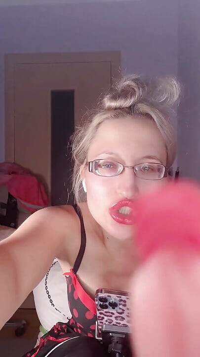 Nicht nackte titten sucht