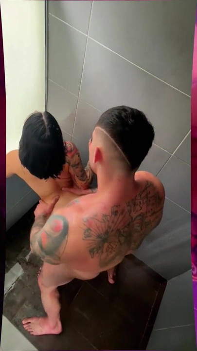 Sex in the shower and big discharge of milk in the mouth of a Colombian teen with a perfect body | Clip 1