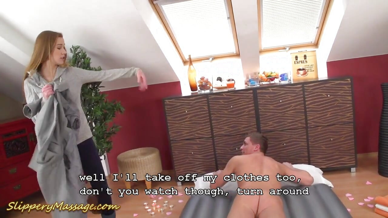 Alexis Crystal daje seksowny śliski masaż nuru