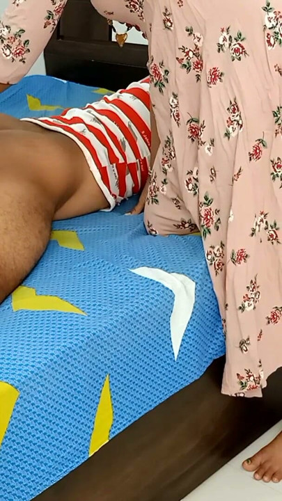 Komal ne apne pati ke gand me zadu dal diya | Clip 1