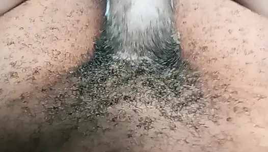 Muschi wurde von hinten gedehnt