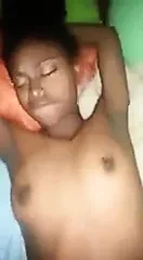 Comorienne timide