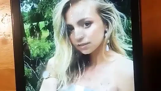 Ludivine reding cumtribute