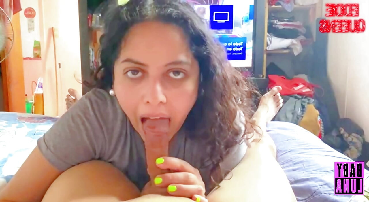 La zorra argentina BabyLuna939 me chupa la polla, me masturba las tetas hasta que me quedo sin leche y la toma todo - parte 1