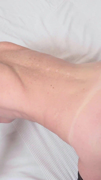 Skinny Mature Ellis with a Beautiful Big Pussy Fucked Thoroughly