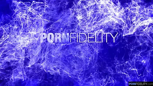 Slay Kay такая сексуальная в и вне нижнего белье