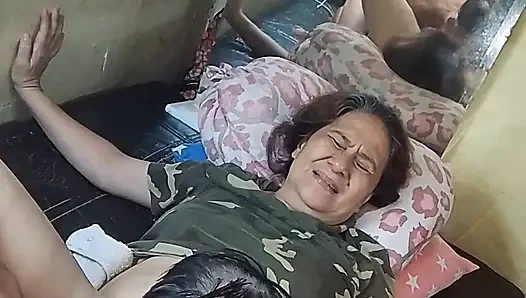 Karım bana neden amcığın en iyi yiyicisi olduğunu söyledi sen harika amcık yiyicisin.