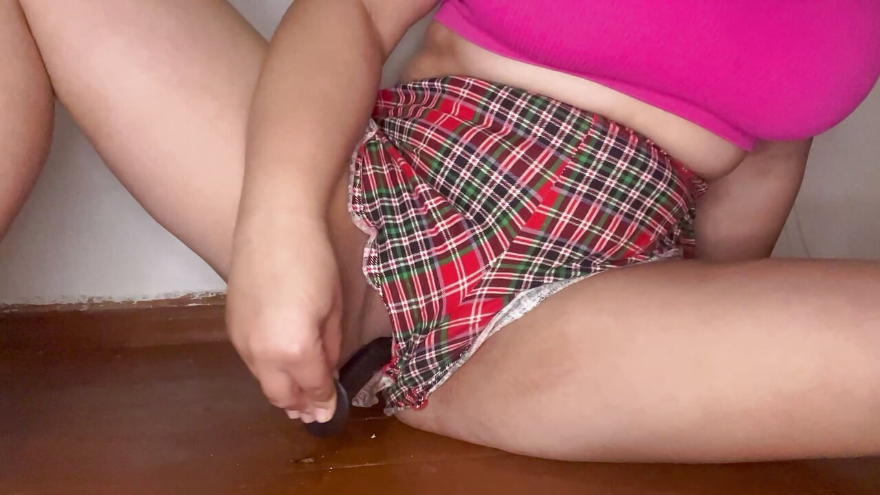 My Tight-Pussy Stepsister Makes a Solo Video Just for Her Boyfriend