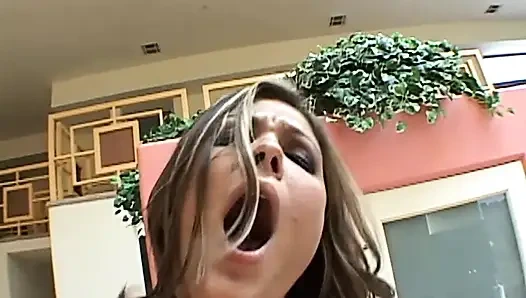 Отшпили мою киску жестче и жестче своим большим членом... Я тебя уже обожаю!!