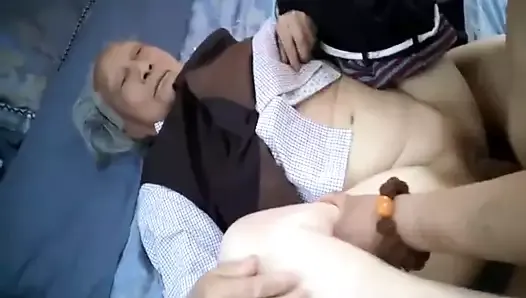Chinese granny gets fucked