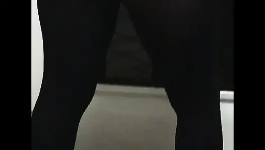 Хотвайф показывает это
