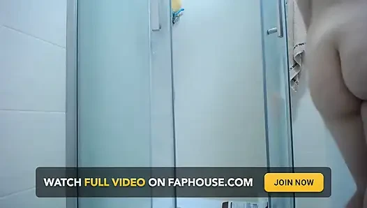 Masturbating and Pee After Shower