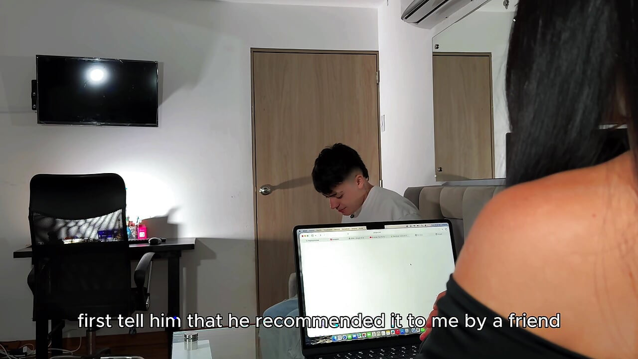 Sex Psychologist Consultation Became HARDCORE in Her Office - I Wanted Me to Cum Inside!