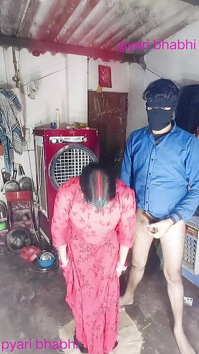 La diversión de la hermosa hermanastra en video sexy de audio hindi