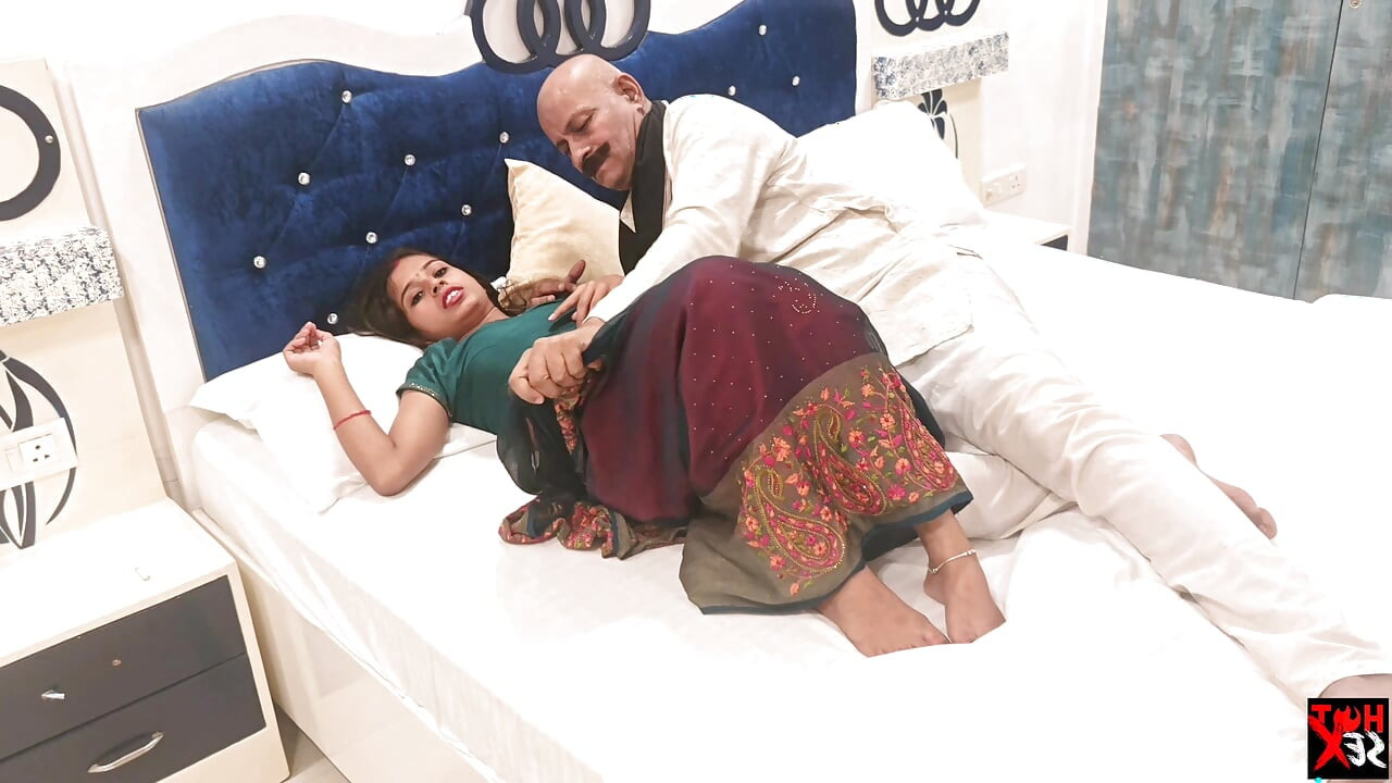 Indian Man Having Softcore Play with her Wife Hardcore softcore making love sex video