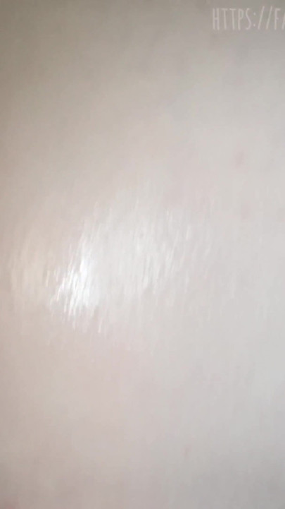 Mất trinh tiết là một biển ù với vòi nước tinh trùng!