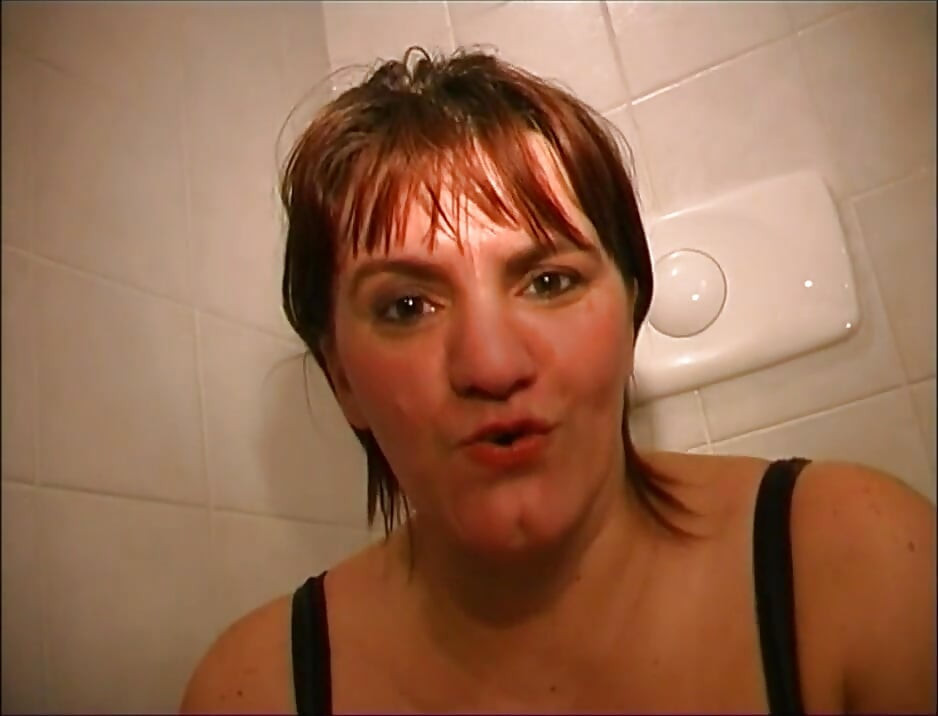 Red hair milf shamble cock sucking