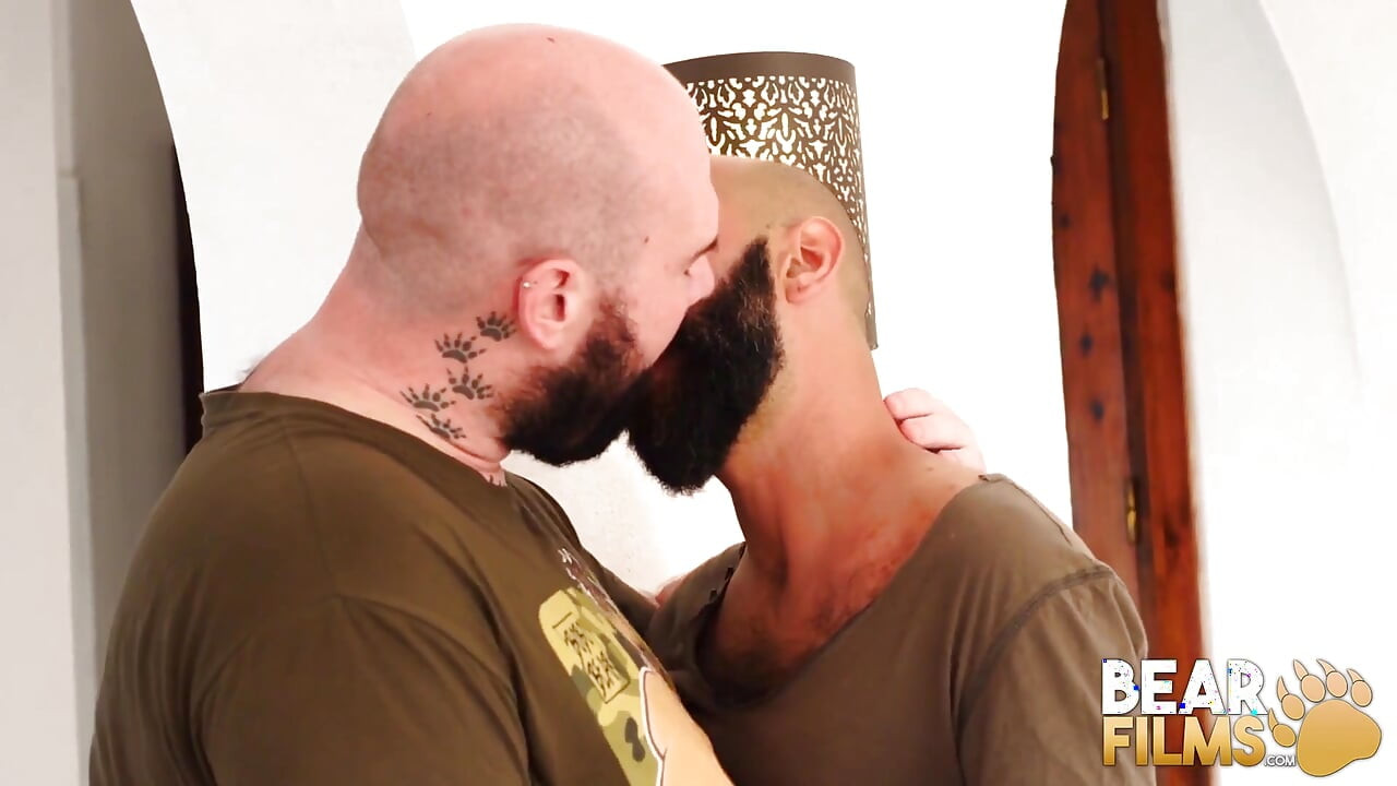 BEARFILMS - Bear Justin West fucks cub before facial