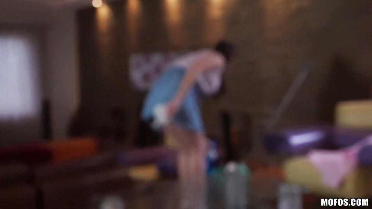 Mofos - Russian Kendra Star & Victor Catch Maid Jerking off Then He Pounds Her Tight Pussy