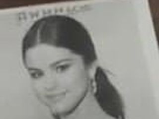 Selena gomez hyllning 3