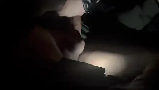 Dua Latina Mengisap Kontol Di Dalam Mobil