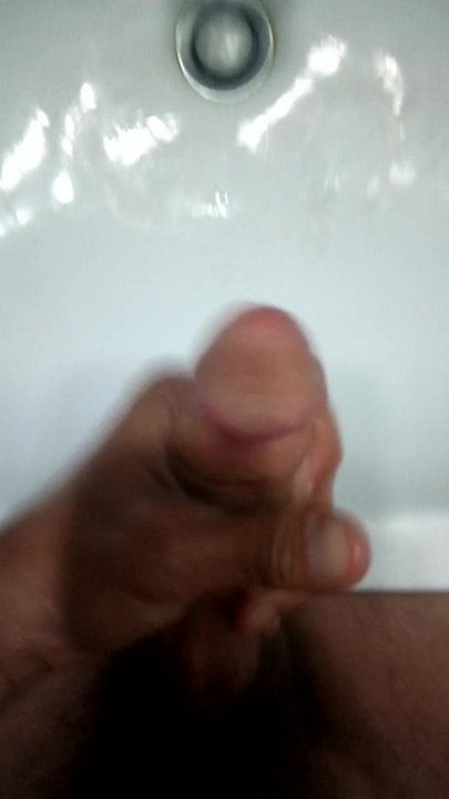 BATHROOM SINK CUMSHOT ORGASM!!