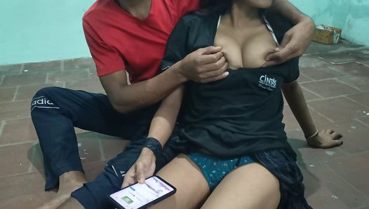 Shajeda Бхабхи занимается горячим сексом - домашнее хинди-видео