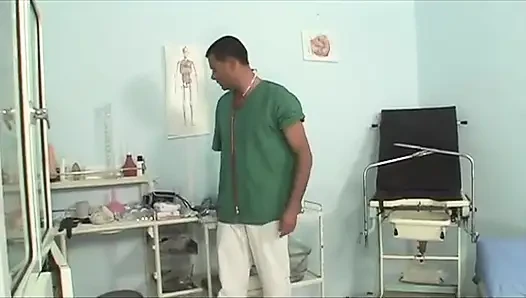Kisah cinta sama dokter kandunganku - DVD