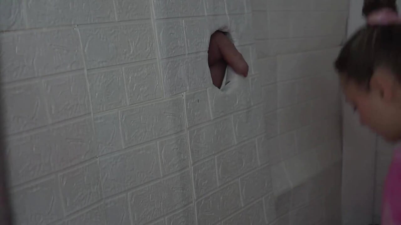 Gloryhole, o Pau reage a cada movimento