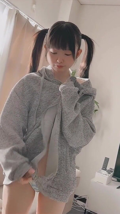 Drooling all over the place, my head is full of AEHGAO | Clip 1