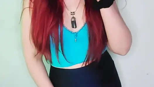 Kamu berbagi kamar sama teman sekelas universitas gauchitamu