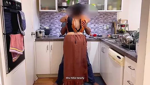 Beautiful Saree Sex - Loud Pussy Eating - Erotic Face Fucking and Anal Sex with Step Brother