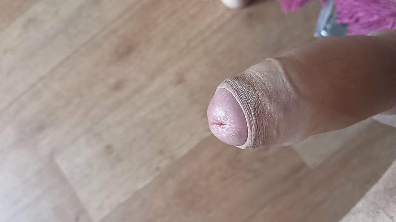 Filling foreskin with cum : Erect Penis With Foreskin Tight Free Porn.