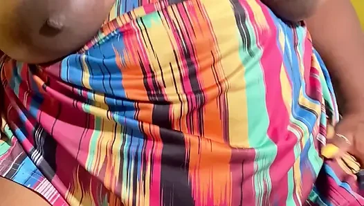 Do you want this big ass bouncing on your dick