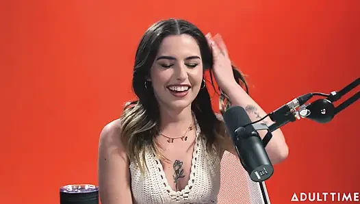 Chanel Camryn: Titreme Kraliçesi. The Adult Time Podcast