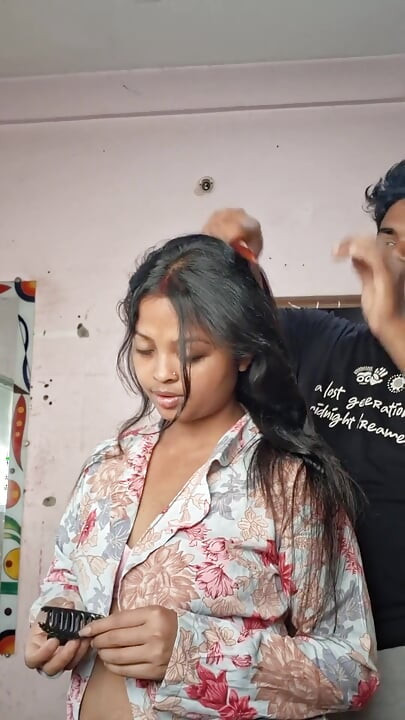 ديسي غوري نيبا تصبح ساخنة ومثيرة النجمة الحديثة سوديبا كزوجة (صوت هندي)