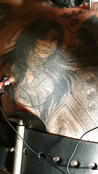 Vastgebonden in De Bondage Chair Voor Electro Schokken
