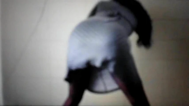 Ass flapping in sundress