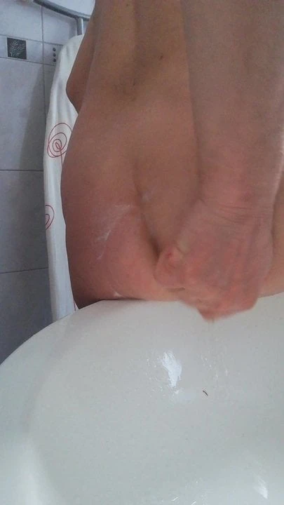 cleaning asshole
