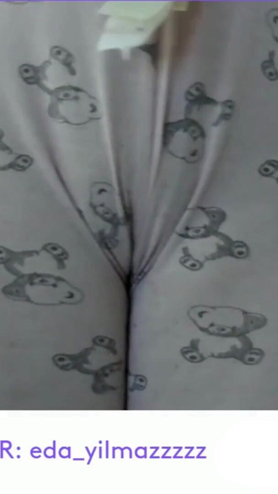 CAMELTOE- MASTURBATION IN PAJAMAS- TURKISH MILF- TURKISH PORN | Clip 1