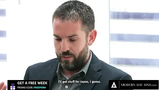 Dosa zaman sekarang - pria lain nonton istrinya yang lagi sange victoria voxxx dicrot di dalam