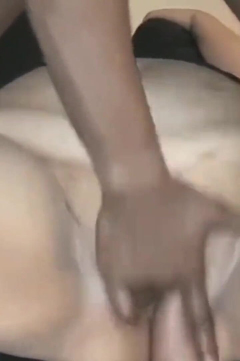 Vingerende Indische bbw geweldige spuitende intense orgasmes